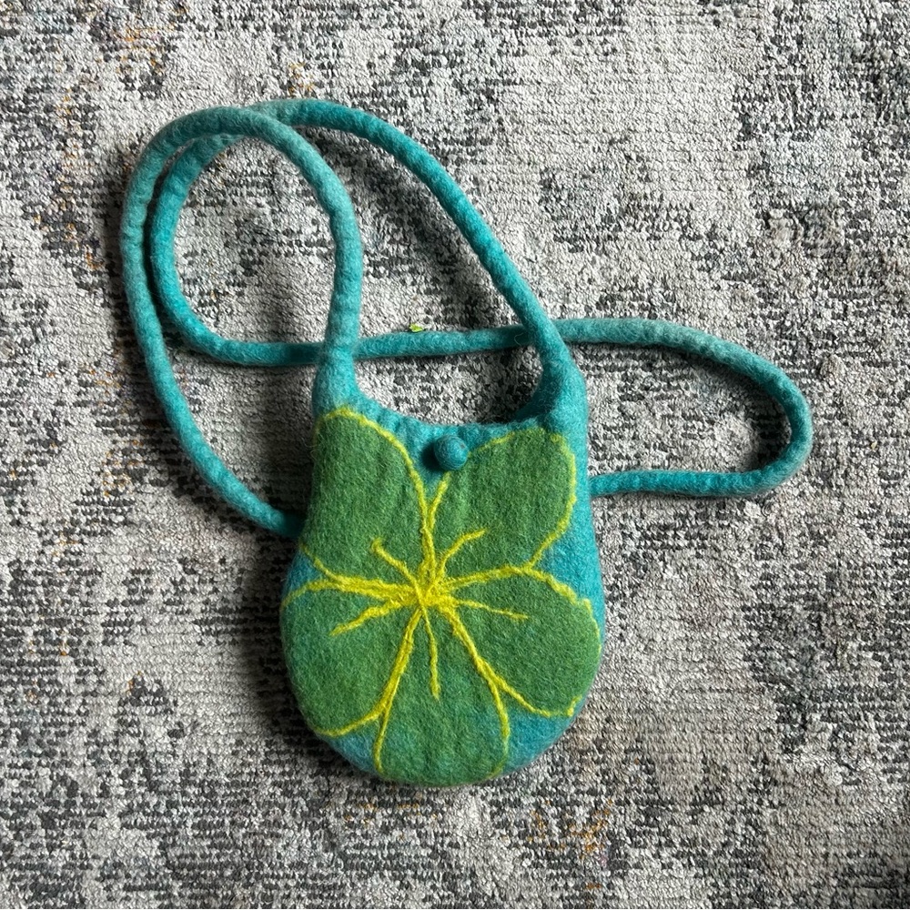 Clover Shoulder Bag